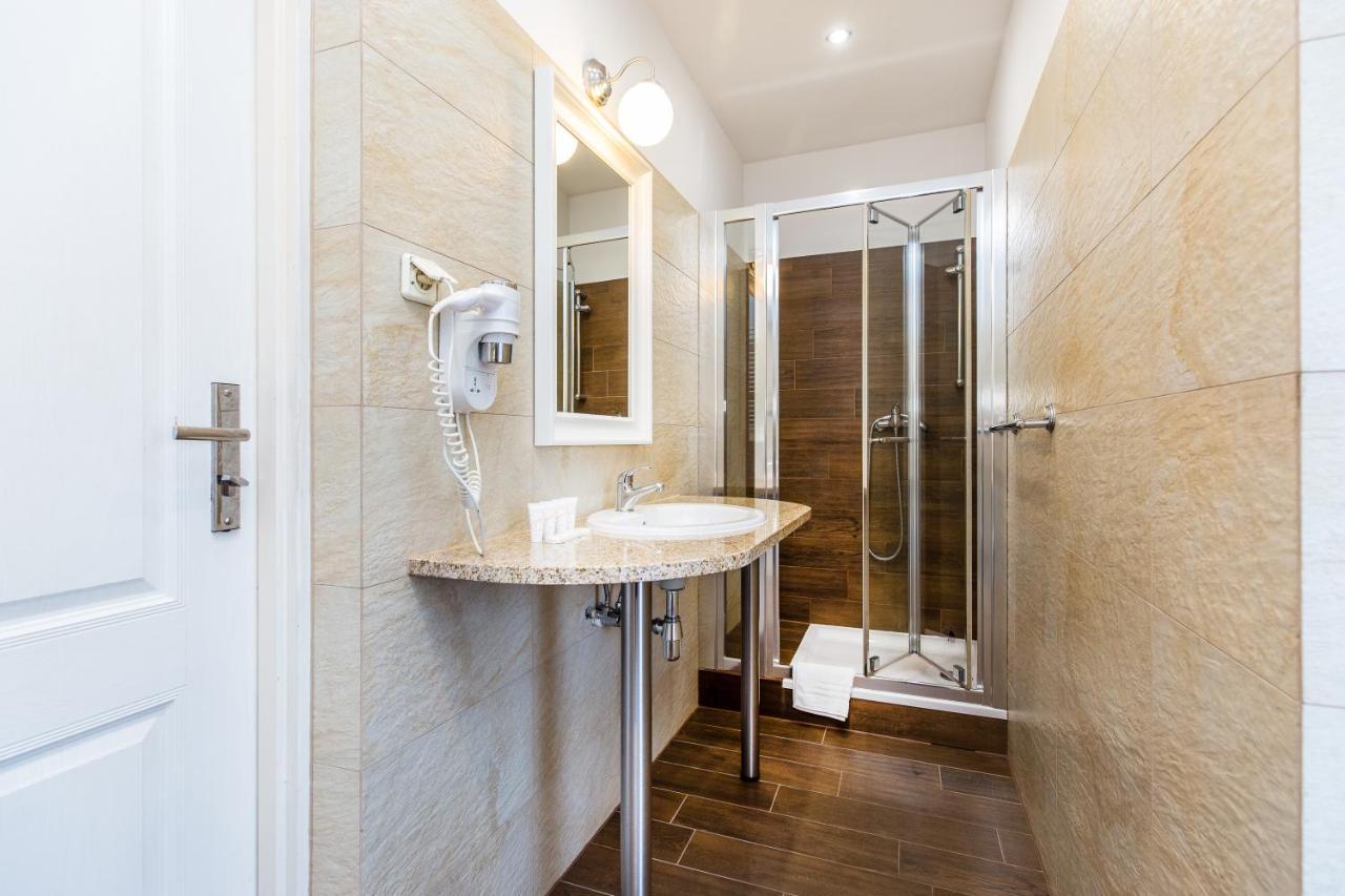 Bed & Breakfast Excelsior 3*